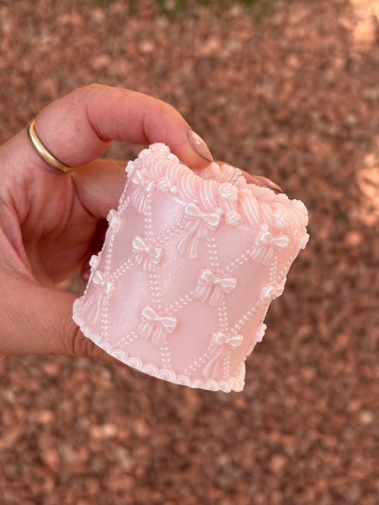 Bow Cake Pillar Kandle