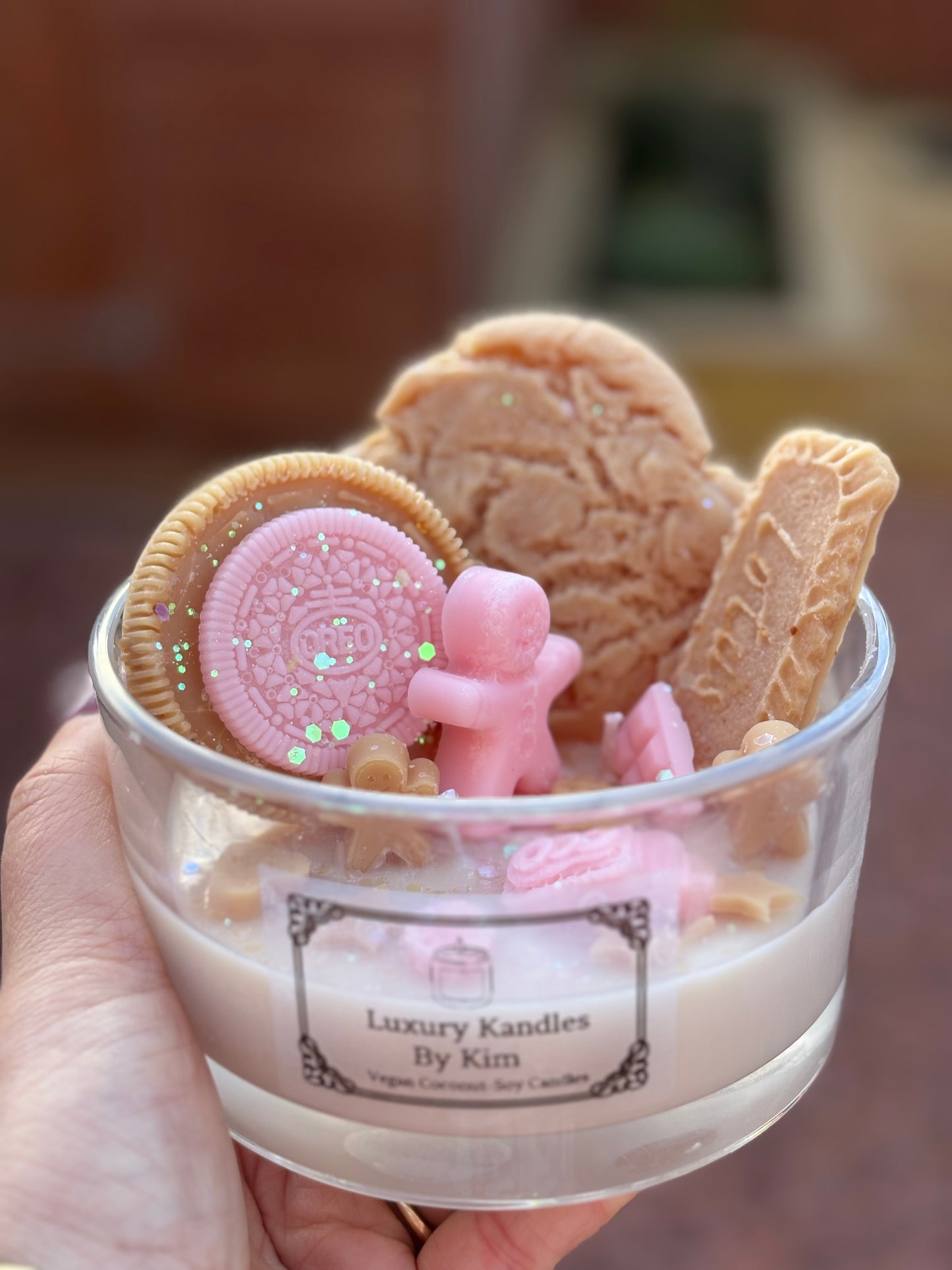 Gingerbread Biscuit in Large Jar