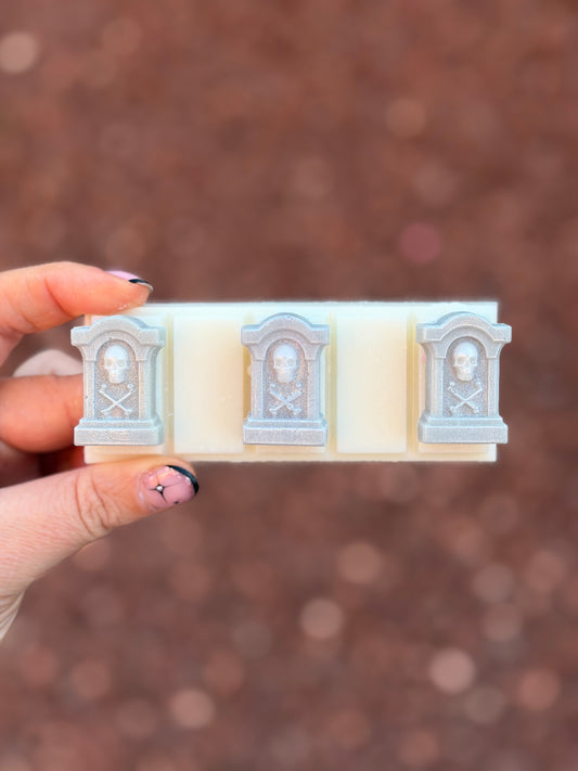 Tombstone snap bar - merry berry