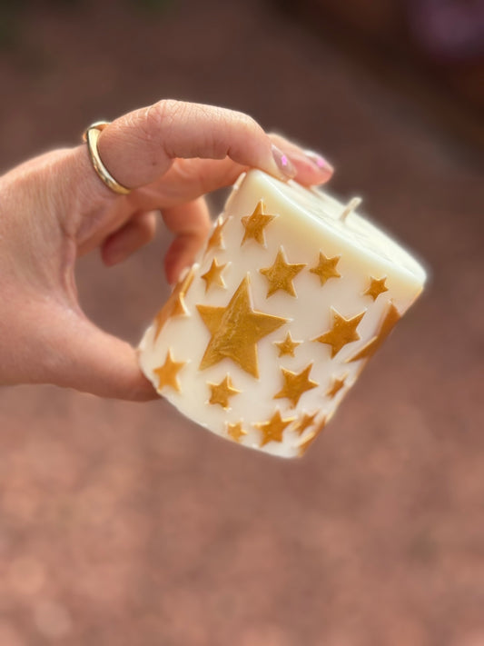 Festive Wishes Pillar Kandle